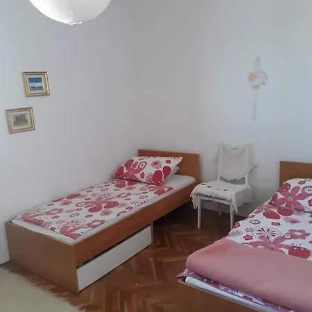 Mali Rat 13751a Apartamento Dugi Rat
